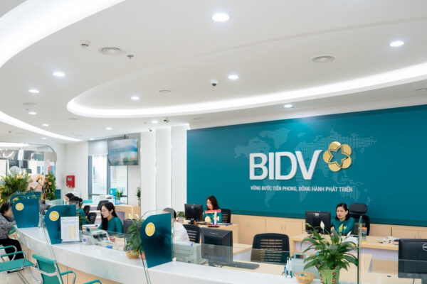 thoi-gian-lam-viec-cua-ngan-hang-bidv-1036.jpg