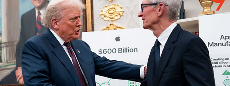 tong-thong-trump-va-dan-ty-phu-noi-gi-ve-tim-cook-sau-khi-apple-thay-ceo-451.png