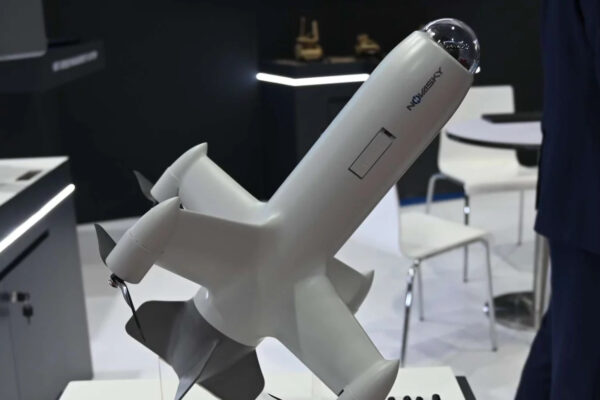 kc300-sat-thu-danh-chan-drone-dinh-nghia-lai-luat-choi-phong-khong-1589.jpg