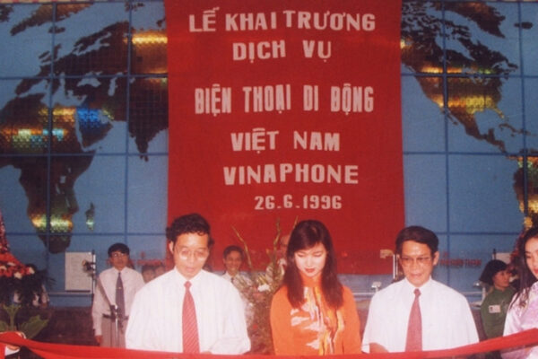 quyet-sach-tao-bao-cua-nganh-buu-dien-lam-mang-di-dong-thu-hai-du-bi-nghi-ngo-2909.jpg