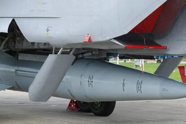ten-lua-kinzhal-toc-do-mach-10-va-mig-31i-song-kiem-hop-bich-rung-dong-phuong-tay-23.jpg