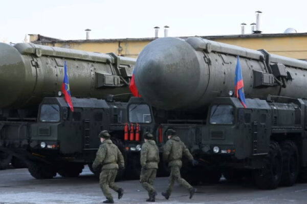 ten-lua-rs-24-yars-toc-do-mach-25-tam-ban-12-3078.jpg