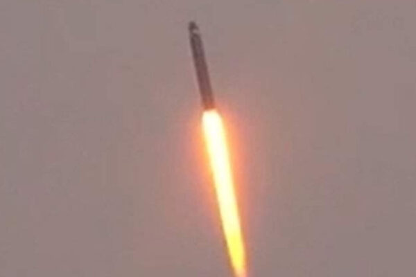 ten-lua-sineva-toc-do-mach-24-tam-ban-11-2816.jpg
