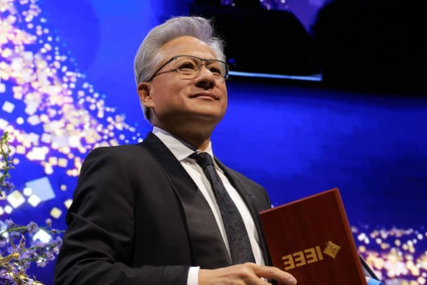 ty-phu-jensen-huang-giai-ma-nganh-nghe-dinh-hinh-ky-nguyen-ai-275.png