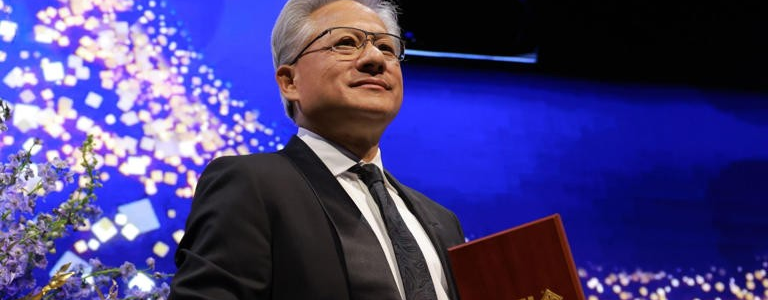 ty-phu-jensen-huang-giai-ma-nganh-nghe-dinh-hinh-ky-nguyen-ai-275.png