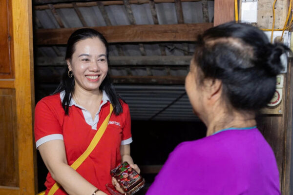 nha-mang-mo-cua-ca-toi-de-ho-tro-khach-hang-xac-thuc-thue-bao-2307.jpg