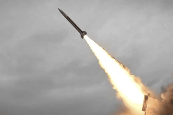 ten-lua-fp-9-ukraine-toc-do-mach-7-tam-ban-855km-dau-dan-800kg-thach-thuc-phong-khong-2243.jpg