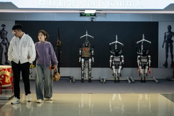 tu-xe-dien-den-robot-cu-but-pha-ngoan-muc-giup-trung-quoc-soan-ngoi-nhat-ban-3766.png