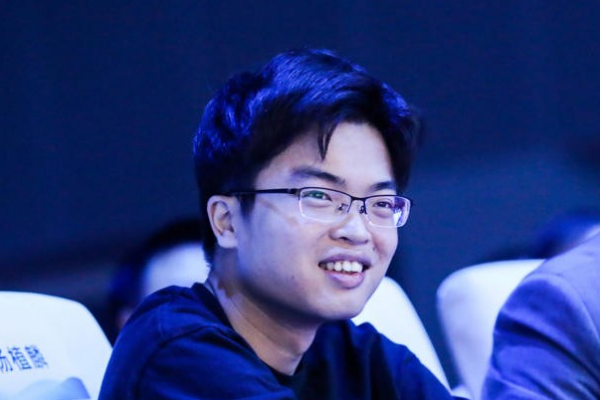 elon-musk-khieu-chien-cuu-sinh-vien-thanh-hoa-2236.png