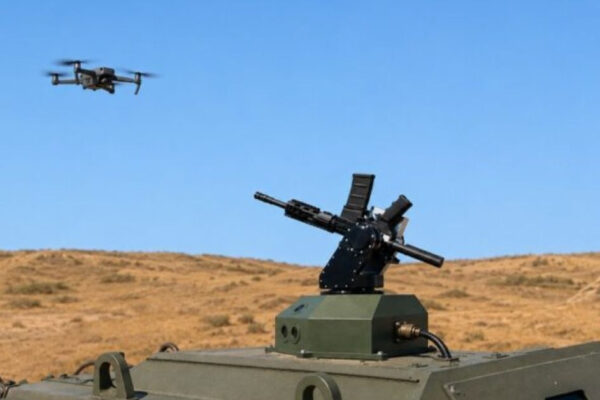 la-chan-tang-hinh-forcefield-khien-uav-fpv-soi-quang-cung-phai-bat-luc-2874.jpg