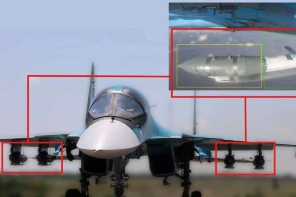 nga-lap-bom-fab-500t-tang-tam-sieu-xa-cho-su-34-diet-muc-tieu-ngoai-tam-phong-khong-2555.jpg