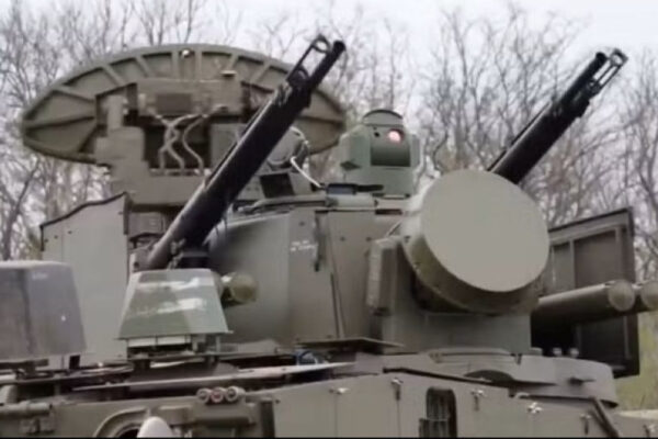 nga-lap-doi-mat-tu-than-cho-tunguska-m1-bien-huyen-thoai-phong-khong-thanh-hung-than-diet-uav-858.jp_.jpeg