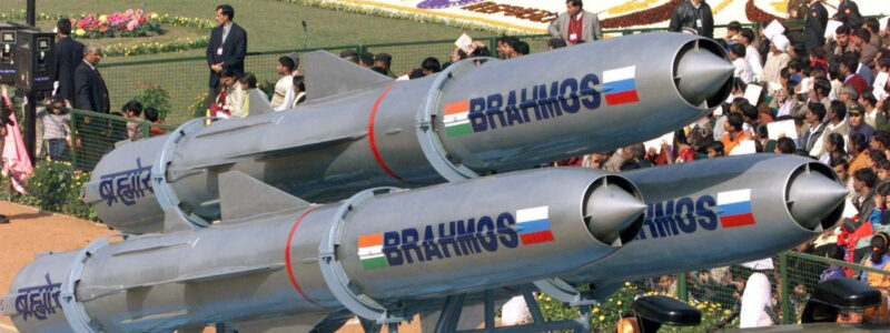 them-1-nuoc-dong-nam-a-so-huu-ten-lua-brahmos-toc-do-mach-3-tam-ban-khung-2958.jpg