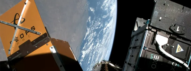 ve-tinh-hat-nhan-thuong-mai-dau-tien-duoc-spacex-phong-thanh-cong-2666.png