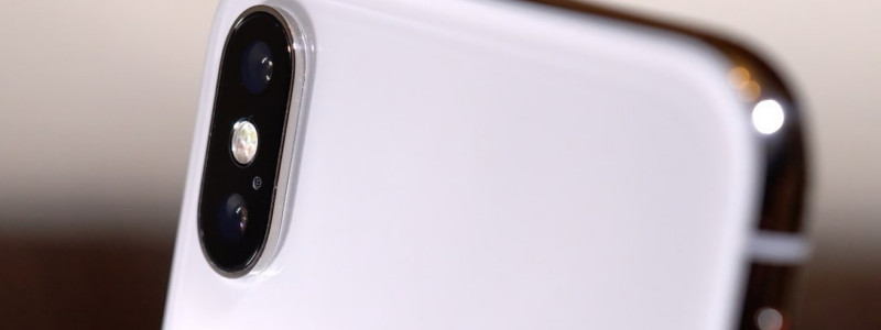iphone-x-bieu-tuong-chinh-thuc-vao-danh-sach-san-pham-loi-thoi-cua-apple-439.png