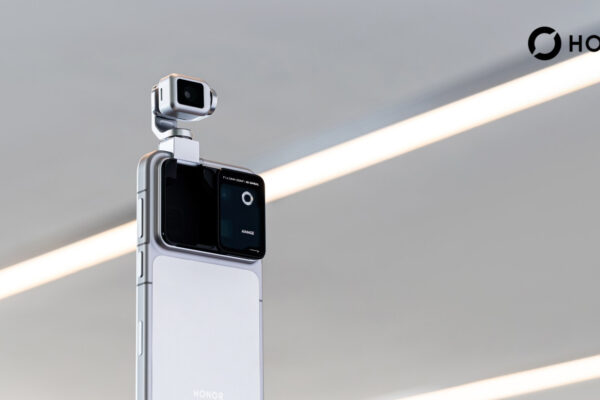 mau-dien-thoai-trung-quoc-robot-phone-tich-hop-camera-chong-rung-gimbal-200mp-3004.jpg