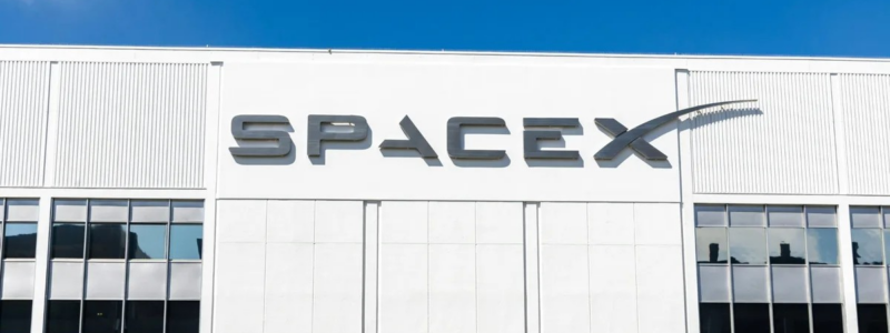 spacex-nham-thi-truong-600-ty-usd-tuyen-bo-se-cuop-khach-cua-3-ong-lon-1865.png