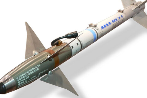 ten-lua-aim-9x-my-ban-cho-han-quoc-khung-co-nao-ma-khien-trieu-tien-noi-gian-3494.jpg