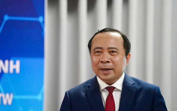 viet-nam-phai-chuyen-tu-nghien-cuu-sang-lam-chu-cong-nghe-bien-2421.webp.jpeg