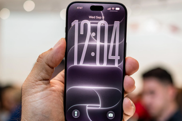 iphone-18-pro-bi-doi-thu-vuot-mat-trong-bai-kiem-tra-pin-quan-trong-2671.png