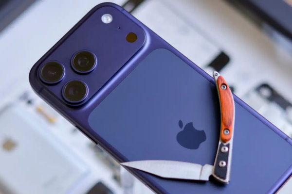 iphone-18-pro-max-co-that-su-noi-dong-coi-da-khong-can-op-lung-345.png