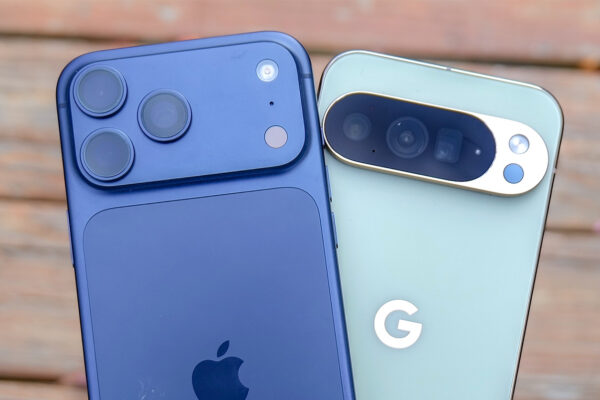 iphone-18-pro-max-vs-pixel-11-pro-xl-cuoc-chien-flagship-cao-cap-nghieng-ve-ai-2024.jpg