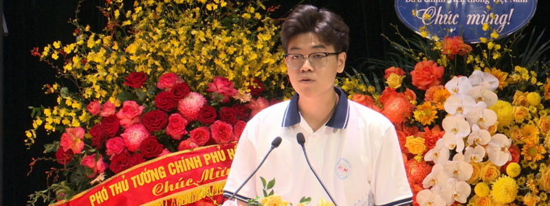 sinh-vien-nam-ba-ptit-lap-doanh-nghiep-tu-giang-duong-dai-hoc-974.png