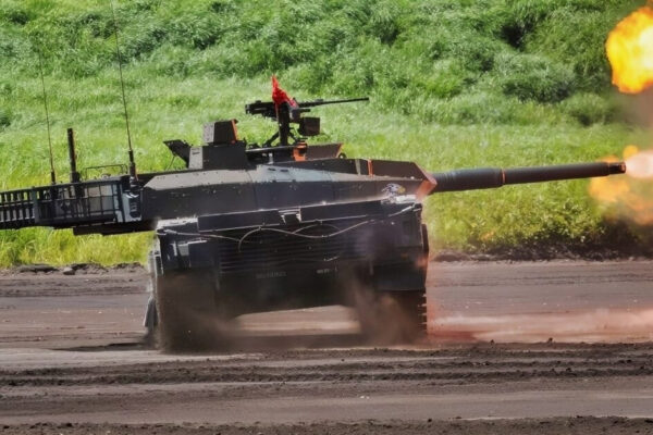 xe-tang-type-10-nhat-ban-thong-minh-nhat-hanh-tinh-cong-nghe-dinh-cao-it-ai-biet-2226.jpg